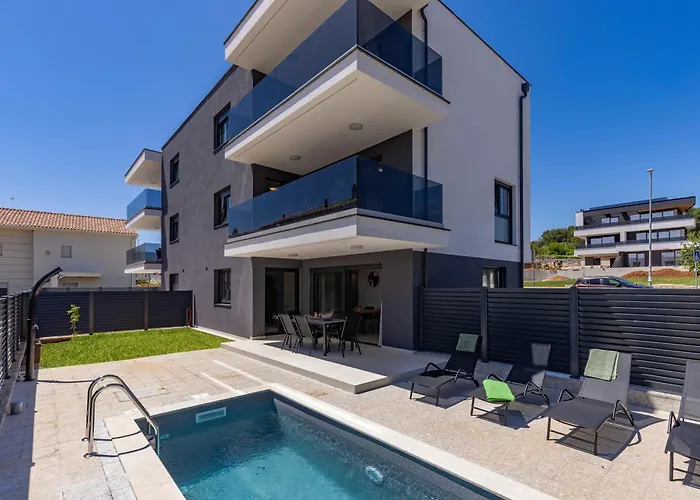 Apartment Island Krk Queen 1
