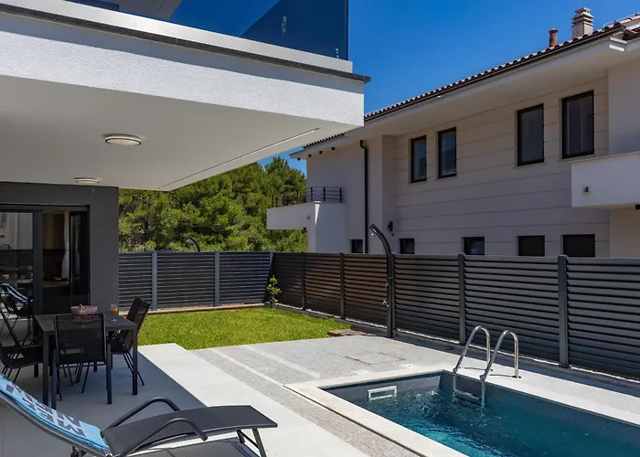 Apartment Island Krk Queen 1