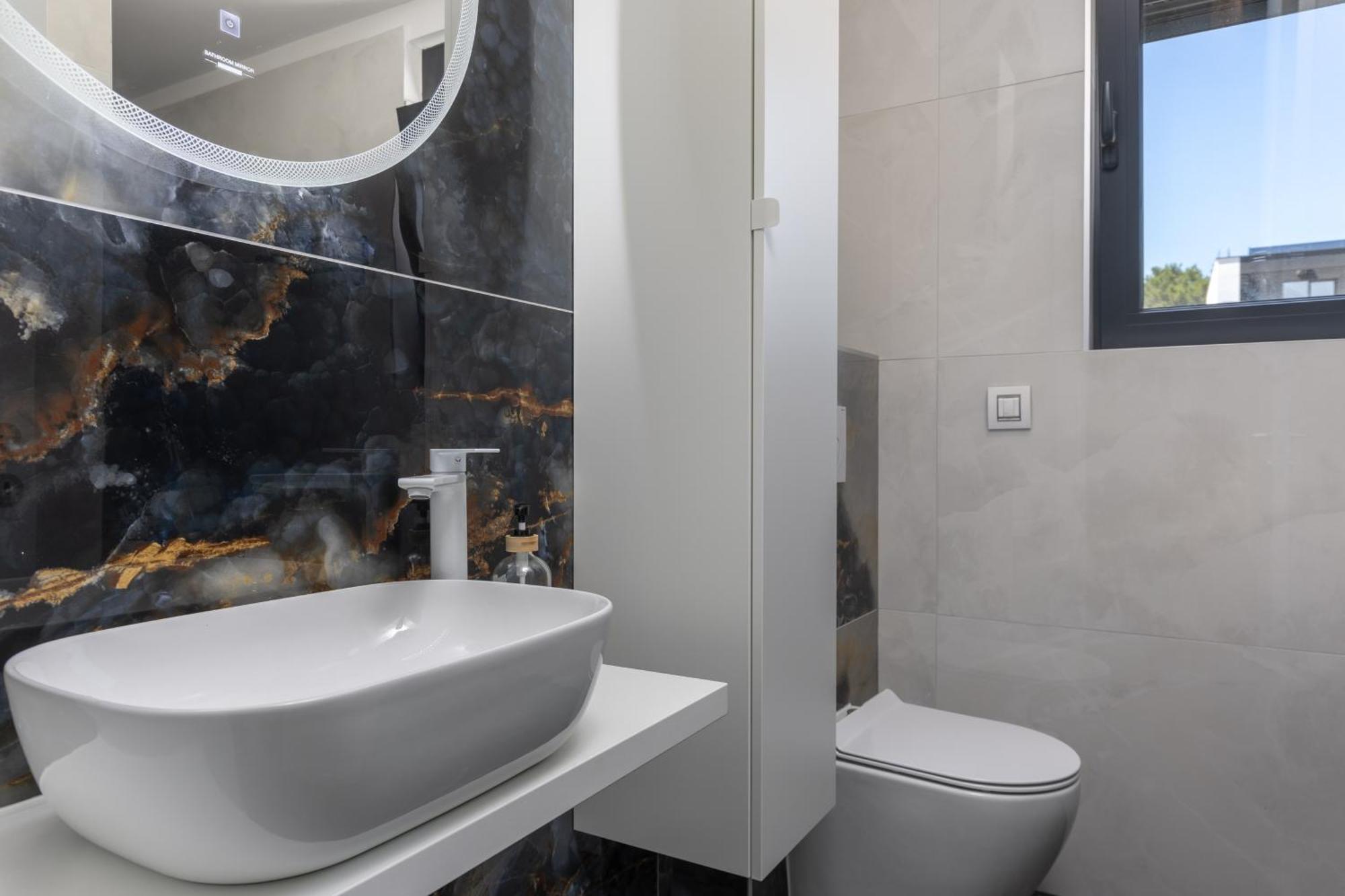 Apartment Island Krk Queen 1 *